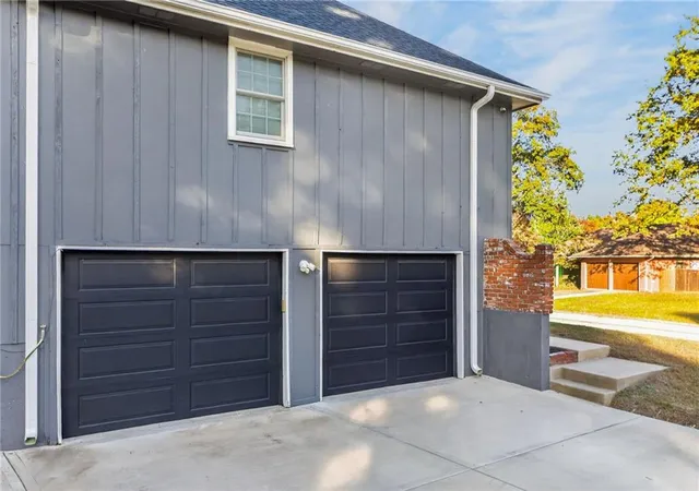 Photo 3 of Single family home for sale at 2824 S Ann Ave, Independence, MO 64057 | MLS# 2648350 | Listing updated on 2026-10-29