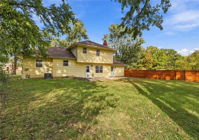 Photo 4 of Single family home for sale at 311 E Washington St, Gardner, KS 66030 | MLS# 2648361 | Listing updated on 2026-10-27