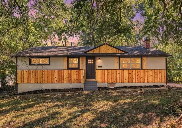 Photo 1 of Sale Pending at 8503 Crystal Ave, Kansas City, MO 64138 | MLS# 2648362 | Listing updated on 2026-10-27