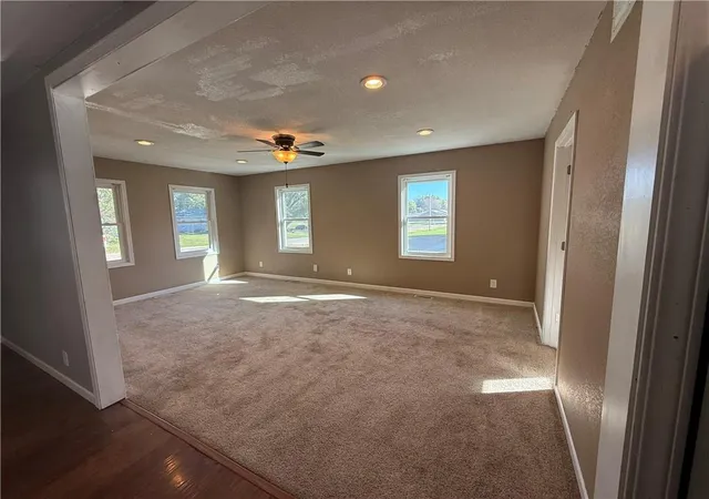 Photo 3 of Single family home for sale at 417 Cheyenne Ave, Hiawatha, KS 66434 | MLS# 2648377 | Listing updated on 2026-10-23