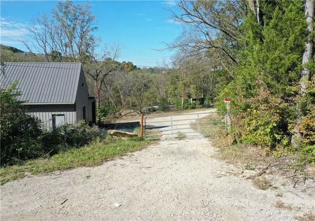 Photo 2 of Land for sale at 9817 Hollingsworth Rd, Kansas City, KS 66109 | MLS# 2648386 | Listing updated on 2026-10-22