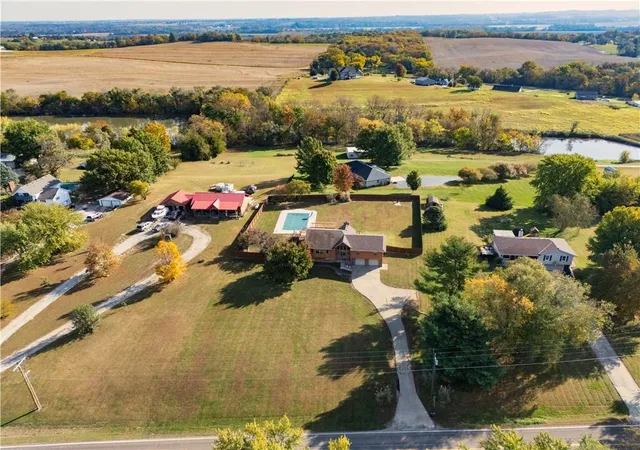 Photo 2 of Single family home for sale at State Route Ff SE, Agency, MO 64401 | MLS# 2648390 | Listing updated on 2026-10-29