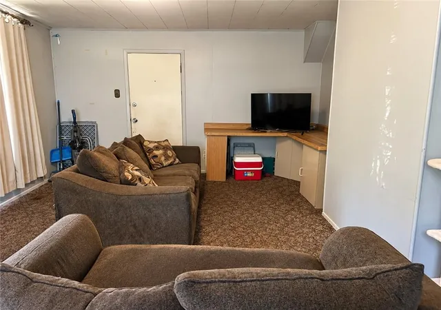 Photo 3 of Single family home for sale at 604 W 6th Street, Coffeyville, KS 67337 | MLS# 2648401 | Listing updated on 2026-10-22