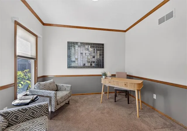 Photo 3 of Single family home for sale at 1148 SW Pacific Cir, Lees Summit, MO 64081 | MLS# 2648415 | Listing updated on 2026-10-29