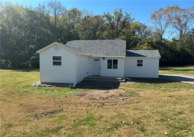 Single family home for sale at 8750 N Amity Ave, Kansas City, MO 64153 | MLS# 2648430
