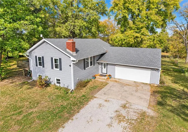 Photo 2 of Single family home for sale at 14090 Walker Rd, Kansas City, MO 64163 | MLS# 2648433 | Listing updated on 2026-10-28