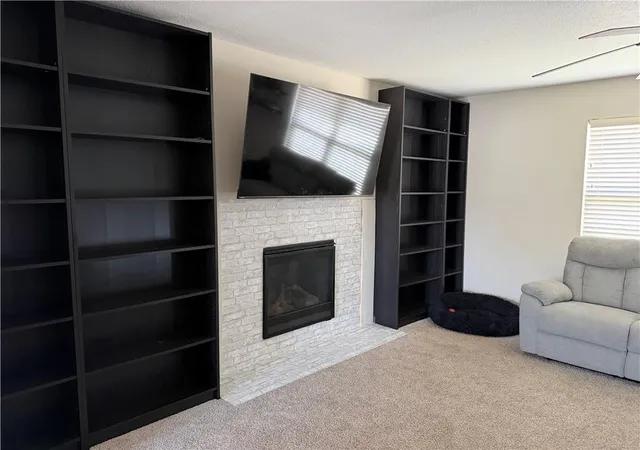 Photo 2 of Single family home for sale at 214 NE Greystone Way, Grain Valley, MO 64029 | MLS# 2648434 | Listing updated on 2026-10-25