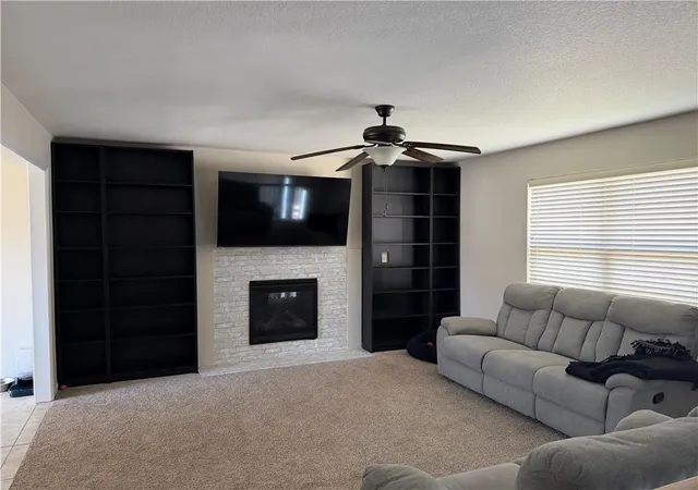 Photo 3 of Single family home for sale at 214 NE Greystone Way, Grain Valley, MO 64029 | MLS# 2648434 | Listing updated on 2026-10-25