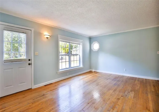 Photo 1 of Single family home for sale at 7721 Lowell St, Overland Park, KS 66204 | MLS# 2648444 | Listing updated on 2026-10-26