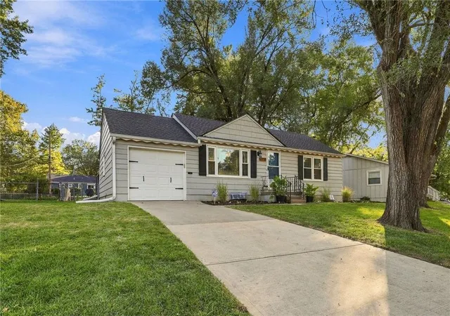 Photo 1 of Sale Pending at 7721 W 65th Terrace, Mission, KS 66202 | MLS# 2648464 | Listing updated on 2026-10-28