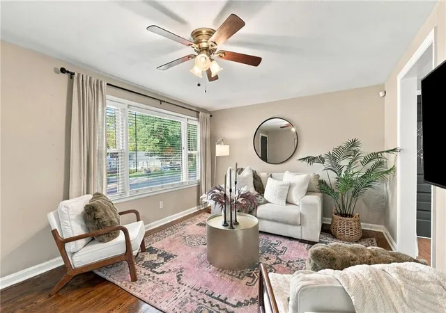 Photo 3 of Sale Pending at 7721 W 65th Terrace, Mission, KS 66202 | MLS# 2648464 | Listing updated on 2026-10-28