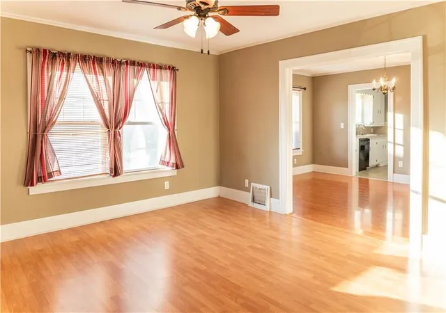 Photo 4 of Single family home for sale at 639 E Yerby St, Marshall, MO 65340 | MLS# 2648468 | Listing updated on 2026-10-23
