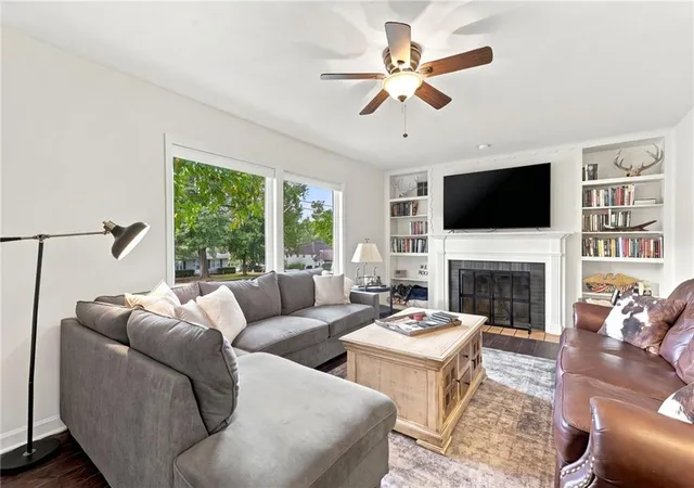 Photo 3 of Single family home for sale at 8218 W 87th Street, Overland Park, KS 66212 | MLS# 2648470 | Listing updated on 2026-10-23