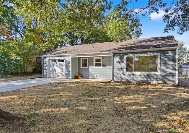 Photo 2 of Single family home for sale at 2508 Moundview Dr, Lawrence, KS 66049 | MLS# 2648503 | Listing updated on 2026-10-23