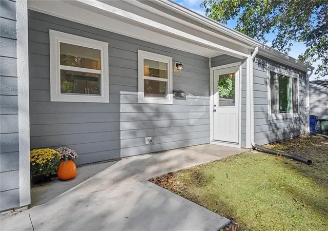 Photo 3 of Single family home for sale at 2508 Moundview Dr, Lawrence, KS 66049 | MLS# 2648503 | Listing updated on 2026-10-23