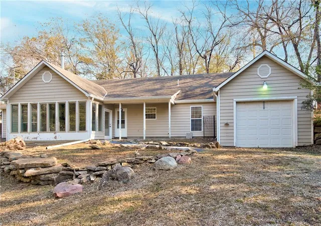 Photo 1 of Single family home for sale at 910 E 267 Street, Cleveland, MO 64734 | MLS# 2648518 | Listing updated on 2026-10-29