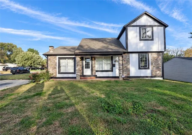 Photo 1 of Single family home for sale at 2531 S 52nd Street, Kansas City, KS 66106 | MLS# 2648542 | Listing updated on 2026-10-23