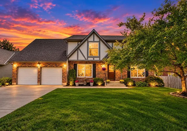 Photo 1 of Single family home for sale at 11609 W 116th Street, Overland Park, KS 66210 | MLS# 2648545 | Listing updated on 2026-10-23