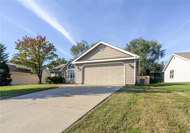 Photo 4 of Single family home for sale at 4716 Mccormick St, Lawrence, KS 66047 | MLS# 2648580 | Listing updated on 2026-10-24