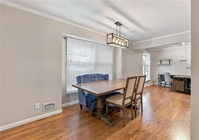 Photo 4 of Single family home for sale at 3905 S Stayton Ave, Independence, MO 64055 | MLS# 2648604 | Listing updated on 2026-10-29