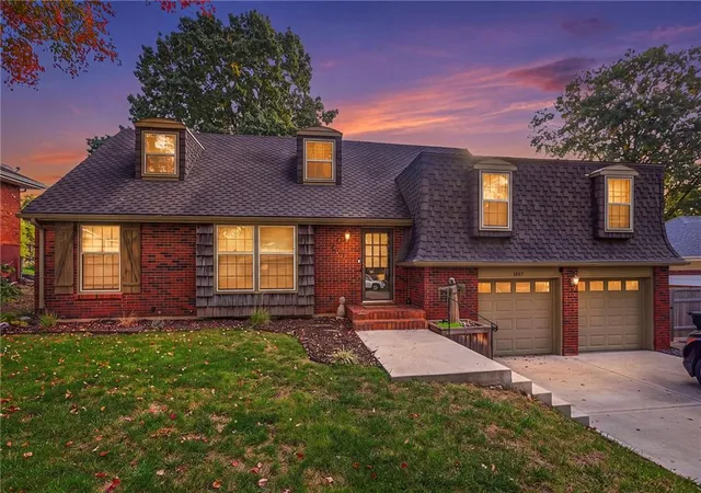 Photo 1 of Single family home for sale at 3905 S Stayton Ave, Independence, MO 64055 | MLS# 2648604 | Listing updated on 2026-10-29