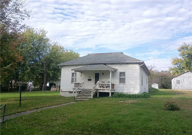 Photo 1 of Sale Pending at 413 N Elm St, Stanberry, MO 64489 | MLS# 2648608 | Listing updated on 2026-10-26