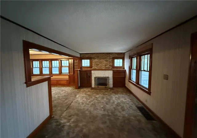 Photo 2 of Single family home for sale at 2925 N 27th Street, Kansas City, KS 66104 | MLS# 2648611 | Listing updated on 2026-10-30