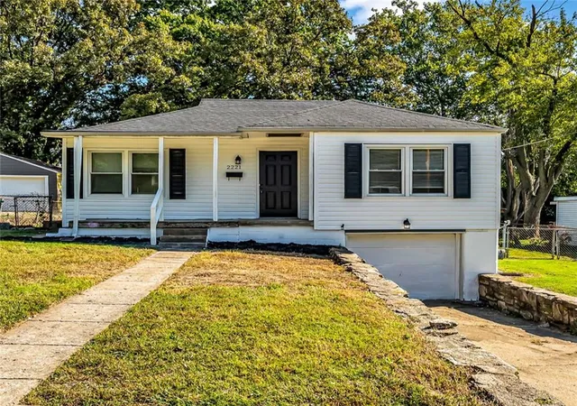 Photo 1 of Sale Pending at 2221 North 36th St, Kansas City, KS 66104 | MLS# 2648621 | Listing updated on 2026-10-26