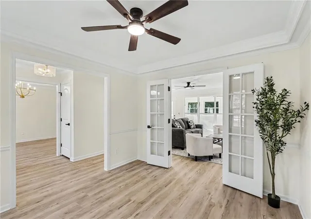 Photo 4 of Single family home for sale at 904 NE Lakeside Ct, Blue Springs, MO 64014 | MLS# 2648639 | Listing updated on 2026-10-28