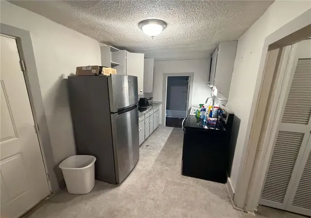 Photo 4 of Single family home for sale at 924 N Mulberry St, Ottawa, KS 66067 | MLS# 2648648 | Listing updated on 2026-10-28
