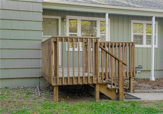 Photo 2 of Single family home for sale at 6730 Hawthorne Ave, Raytown, MO 64133 | MLS# 2648652 | Listing updated on 2026-10-24