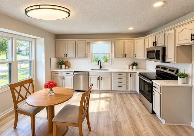 Photo 1 of Single family home for sale at 1804 NE Patterson Dr, Lees Summit, MO 64086 | MLS# 2648656 | Listing updated on 2026-10-30