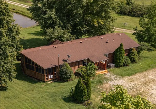 Photo 2 of Single family home for sale at 10035 W Lake Rd, Ozawkie, KS 66070 | MLS# 2648657 | Listing updated on 2026-10-28