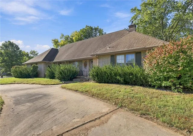 Photo 1 of Single family home for sale at 9209 W 47th Street, Shawnee, KS 66203 | MLS# 2648658 | Listing updated on 2026-10-27