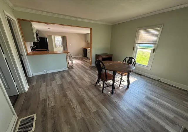 Photo 3 of Single family home for sale at 801 Broadway St, Richmond, MO 64085 | MLS# 2648659 | Listing updated on 2026-10-24