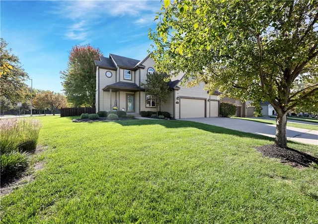 Photo 1 of Single family home for sale at 20903 W 116th Terrace, Olathe, KS 66061 | MLS# 2648661 | Listing updated on 2026-10-28