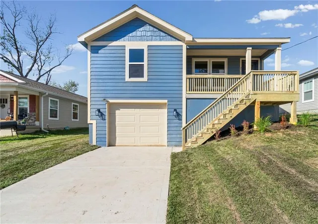 Single family home for sale at 2724 N 21st Place, Kansas City, KS 66104 | MLS# 2648680