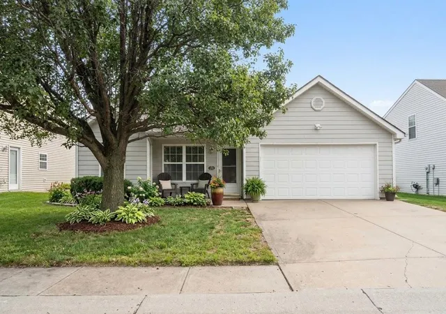 Photo 1 of Single family home for sale at 371 N Sumac St, Gardner, KS 66030 | MLS# 2648681 | Listing updated on 2026-10-28