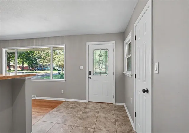 Photo 3 of Single family home for sale at 1421 S Maple St, Ottawa, KS 66067 | MLS# 2648687 | Listing updated on 2026-10-27