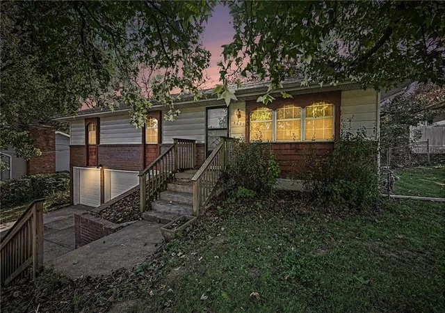 Photo 1 of Single family home for sale at 3621 NE 57th Terrace, Kansas City, MO 64119 | MLS# 2648688 | Listing updated on 2026-10-29