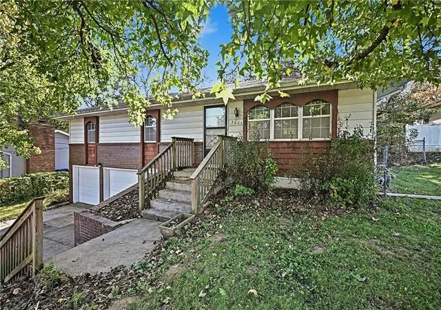 Photo 2 of Single family home for sale at 3621 NE 57th Terrace, Kansas City, MO 64119 | MLS# 2648688 | Listing updated on 2026-10-29