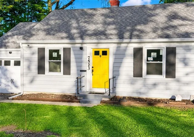 Photo 1 of Single family home for sale at 7523 Marty St, Overland Park, KS 66204 | MLS# 2648710 | Listing updated on 2026-10-29