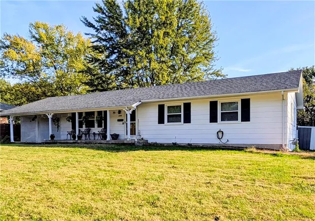 Photo 1 of Sale Pending at 2205 Quail St, Harrisonville, MO 64701 | MLS# 2648715 | Listing updated on 2026-10-28