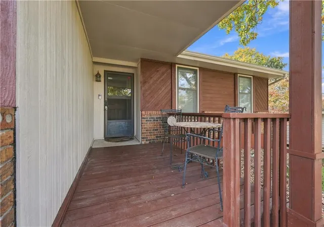 Photo 2 of Single family home for sale at 2600 SW Morningside Dr, Blue Springs, MO 64015 | MLS# 2648716 | Listing updated on 2026-10-26