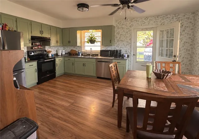 Photo 1 of Single family home for sale at 7 Stevens Rd, Eudora, KS 66025 | MLS# 2648721 | Listing updated on 2026-10-27
