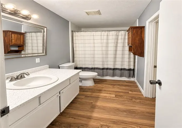 Photo 4 of Single family home for sale at 7 Stevens Rd, Eudora, KS 66025 | MLS# 2648721 | Listing updated on 2026-10-27