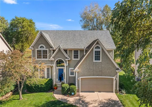 Photo 1 of Single family home for sale at 8519 Haven St, Lenexa, KS 66219 | MLS# 2648723 | Listing updated on 2026-10-27
