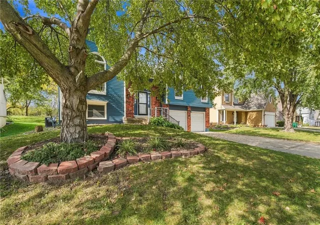 Photo 2 of Single family home for sale at 2804 N 103rd Street, Kansas City, KS 66109 | MLS# 2648751 | Listing updated on 2026-10-30