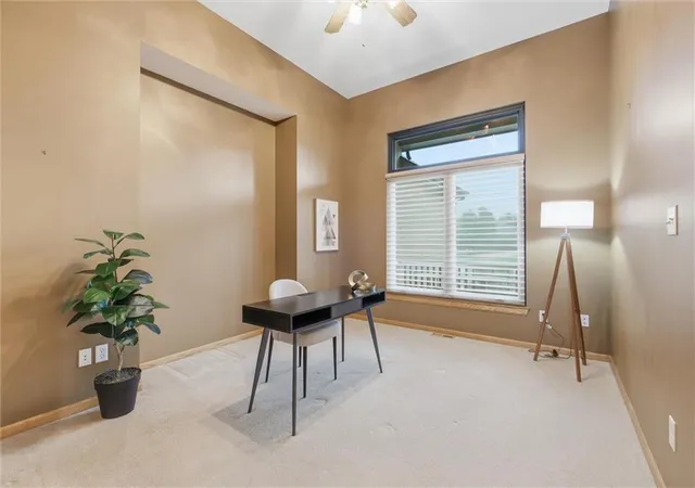 Photo 4 of Single family home for sale at 1404 NE Georgian Pl, Lees Summit, MO 64064 | MLS# 2648773 | Listing updated on 2026-10-29