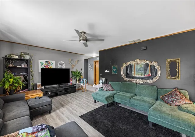Photo 2 of Single family home for sale at 623 S Sycamore St, Iola, KS 66749 | MLS# 2648782 | Listing updated on 2026-10-28
